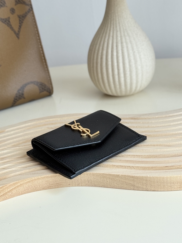 イヴサンローラン財布側面デザイン